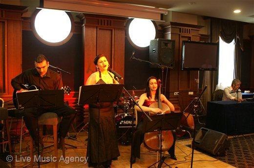 ACOUSTIC TRIO Grand Wedding Show Sofia | photo: livemusicagency.com