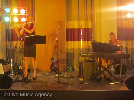 Салонно джаз дуо саксофон и пиано | фото: livemusicagency.com