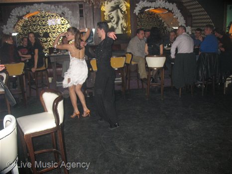 Коледно парти, ресторант Тифани | фото: livemusicagency.com