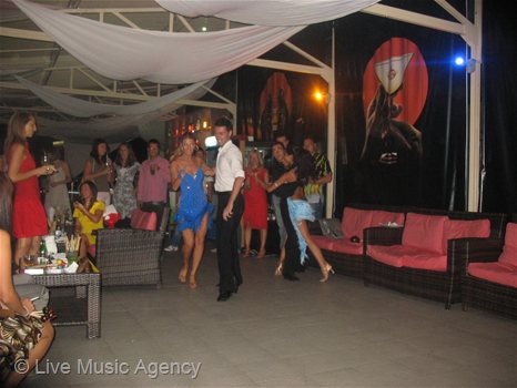Корпоративно парти CCS | фото: livemusicagency.com
