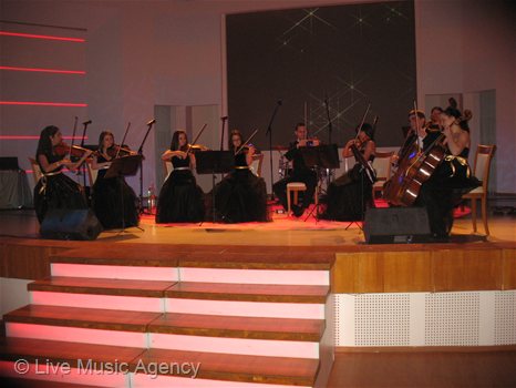 Фирмено парти СЕДЕМ ОСМИ АД | фото: livemusicagency.com