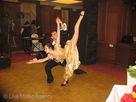 Празнична Новогодишна програма Гранд Хотел София | фото: livemusicagency.com
