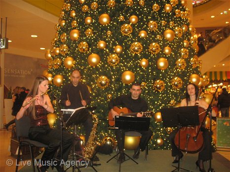 Коледни събития 03 - 24.12.2011 Сердика Център Мол | фото: livemusicagency.com