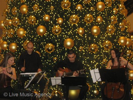 Коледни събития 03 - 24.12.2011 Сердика Център Мол | фото: livemusicagency.com