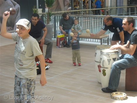 Музикална игра в The Mall | фото: livemusicagency.com