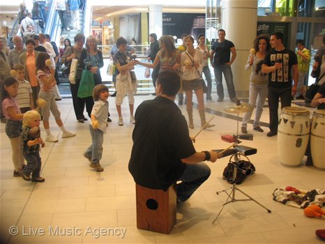 Музикална игра в The Mall | фото: livemusicagency.com