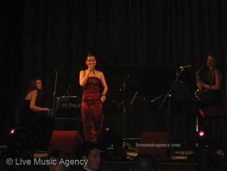 Централен Военен клуб, София Бална зала | фото: livemusicagency.com