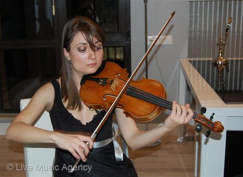 Официален коктейл Откриване на Клийвс Есте | фото: livemusicagency.com