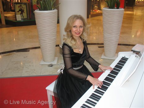 Piano music Serdika Center | photo: livemusicagency.com