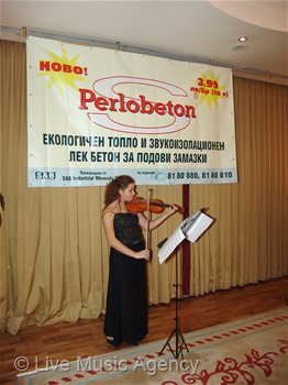 Представяне на строителен продукт “Перлобетон” - соло цигулка, танцово изпълнение, ансамбъл перкусии | фото: livemusicagency.com