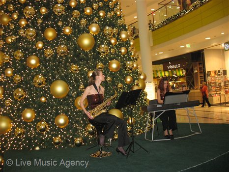 Saxophone and piano duo | photo: livemusicagency.com