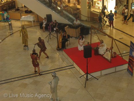 Соло арфа Ден на Рим Сердика център | фото: livemusicagency.com