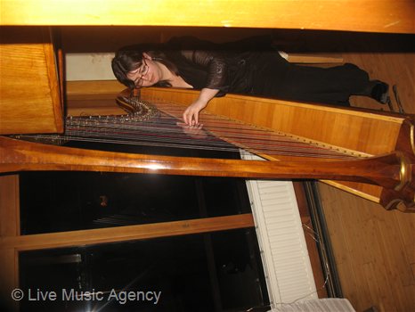 Свети Валентин  | фото: livemusicagency.com