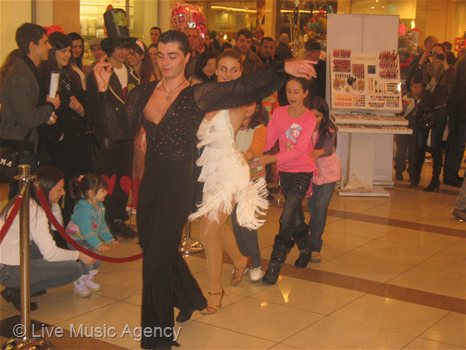 Cвети Валентин в Мол София | фото: livemusicagency.com