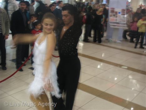Cвети Валентин в Мол София | фото: livemusicagency.com
